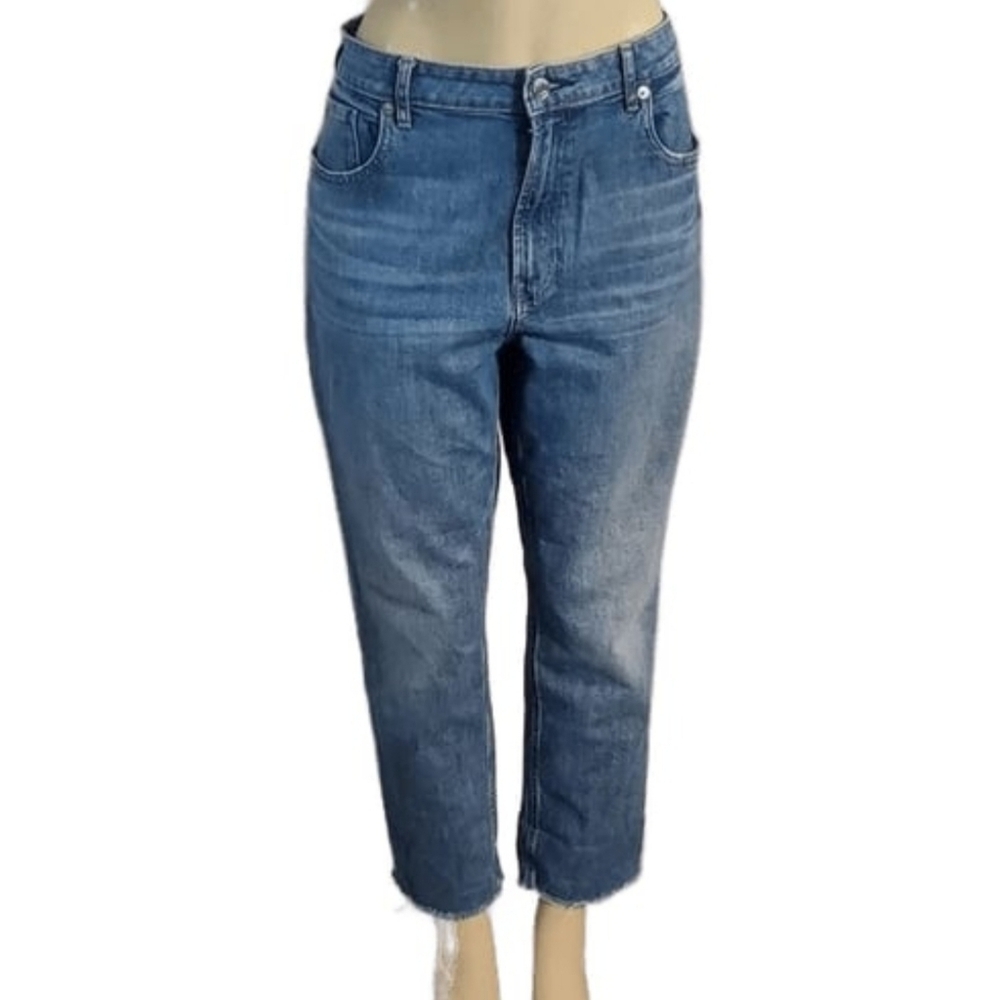 Everlane The Curvy Cheeky Straight Jean Blue Raw Hem High Rise Size 32 Crop